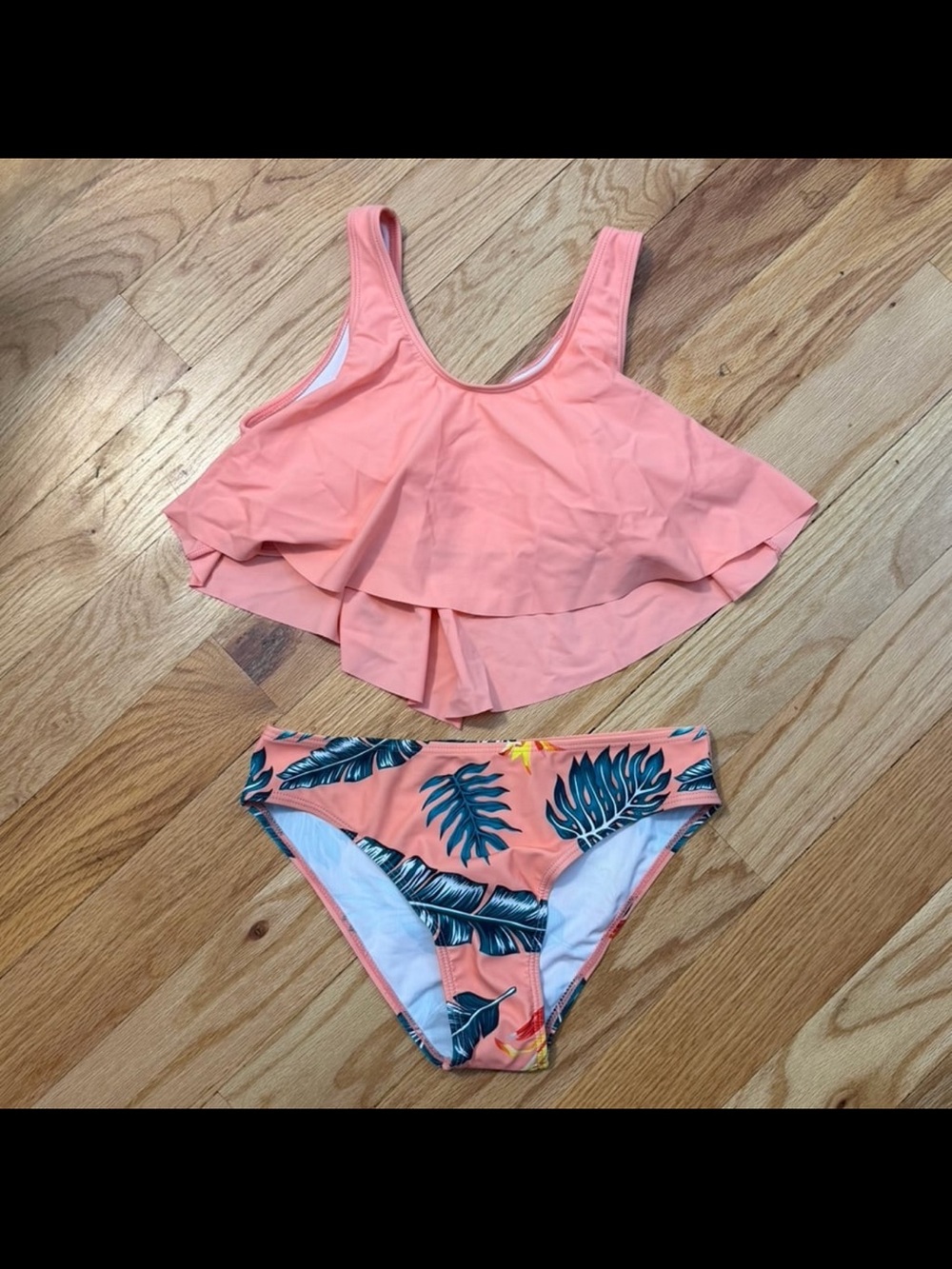 ⚡️⭐️Shein Tropical Print Ruffle Bikini - Size 11-12Y